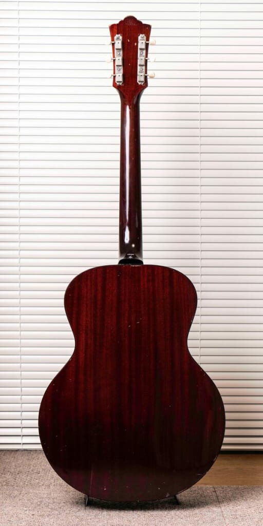 Guild/Aragon F-30(裏面)