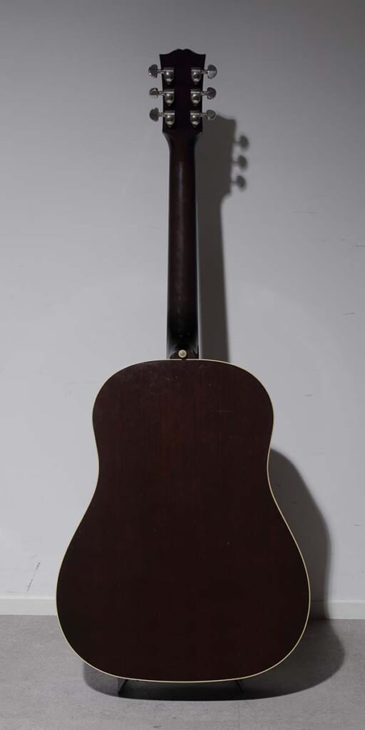 Gibson/J-45(背面)