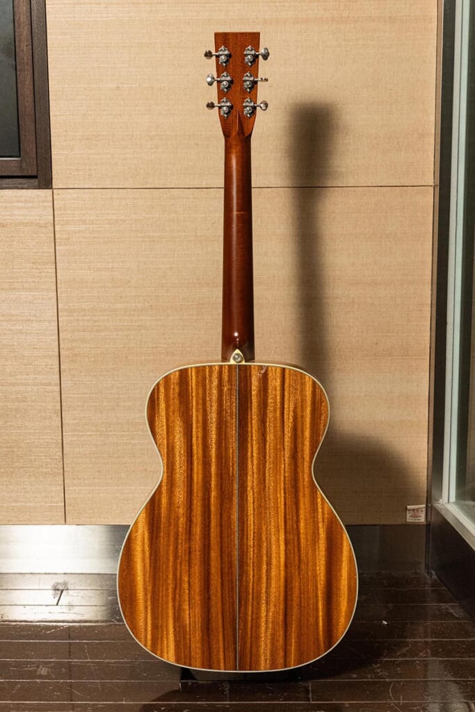 安田章大のBeffnick Brace Work Yasuda Custom Model(背面)