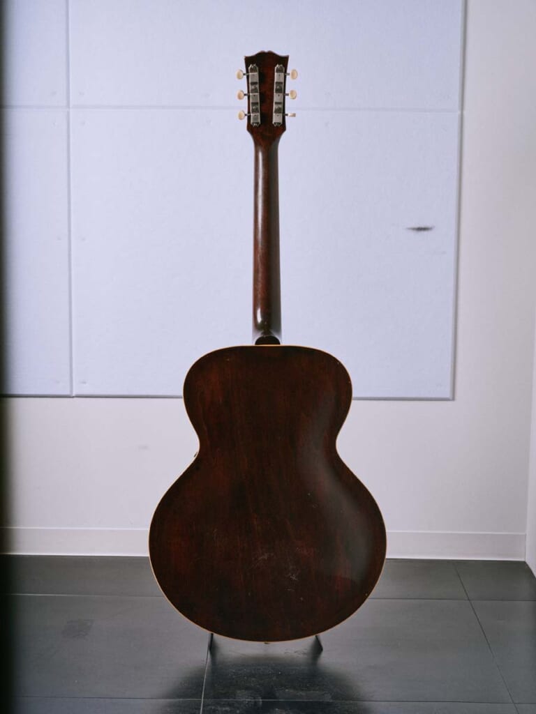 Gibson L-48(裏面)