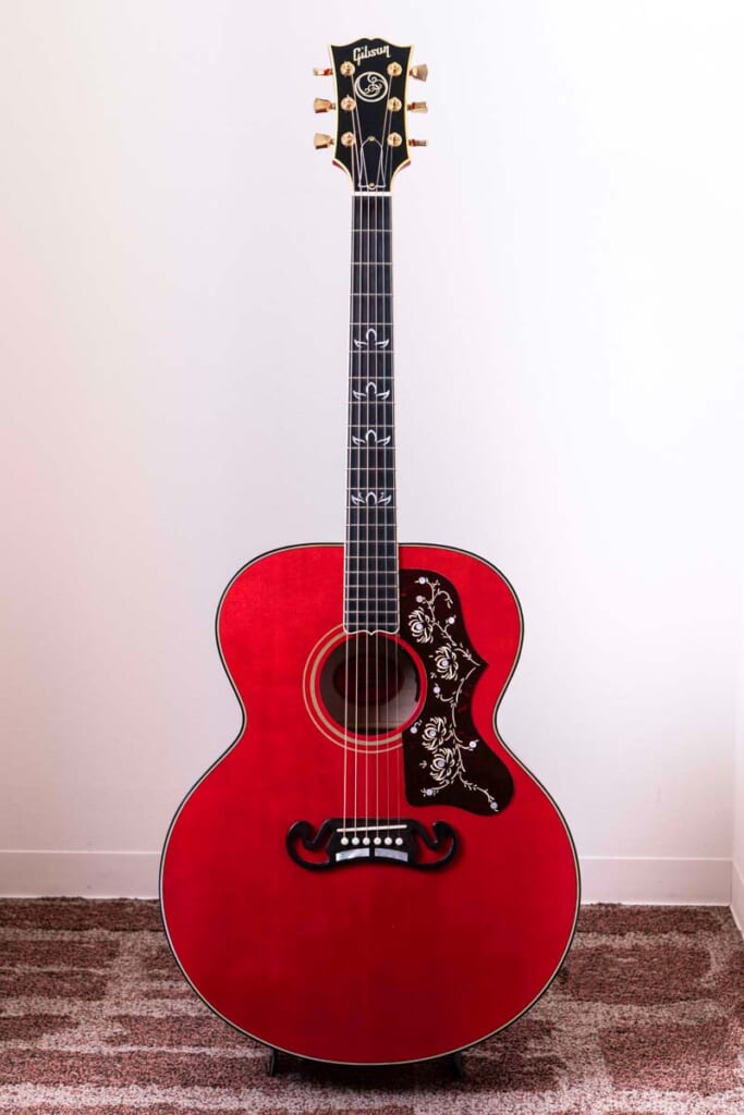 Gibson/Orianthi SJ-200(表面)