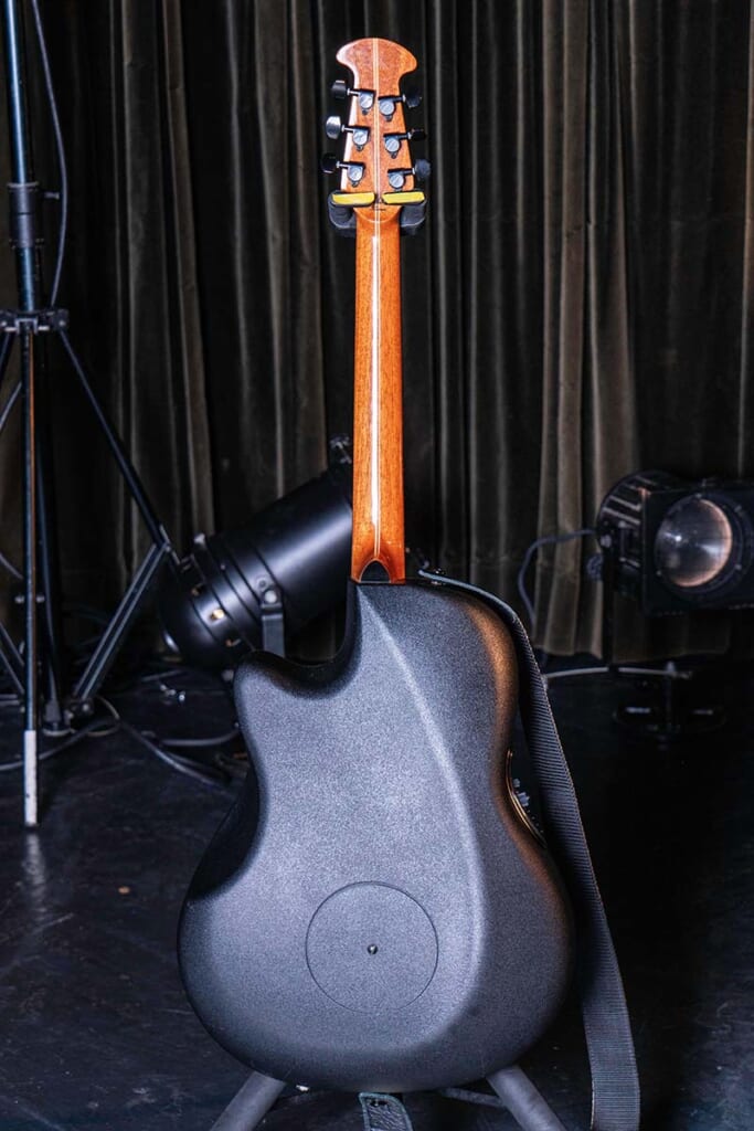 Ovation/C2078AXP-STB(背面)