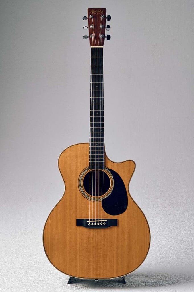 Martin/GCP-28E(前面)
