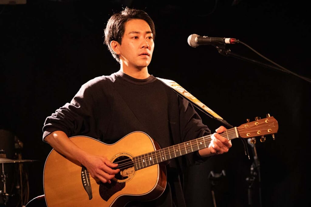 山内彰馬